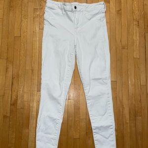 White Women’s American Eagle Jeans
